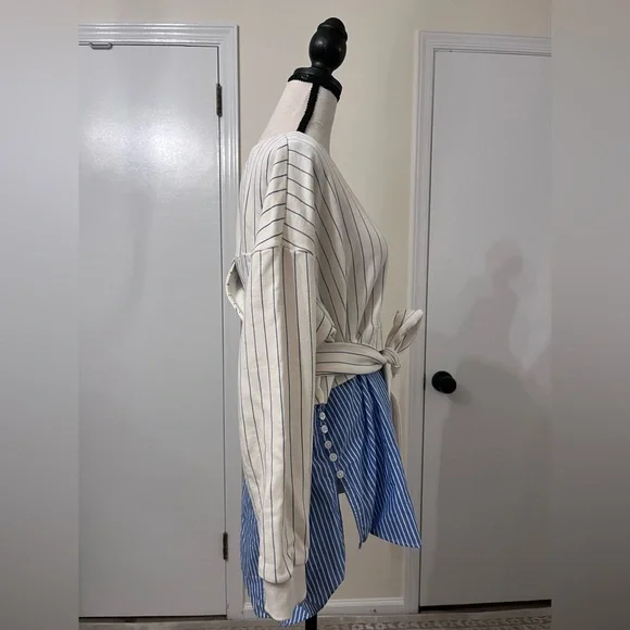 Anthropology mixed media sweatshirt - Picture 5 of 5